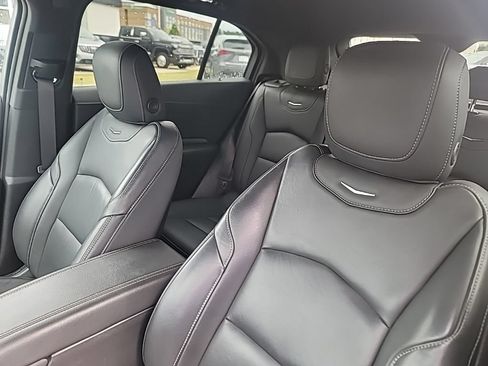Used 2025 Cadillac XT4 Premium Luxury AWD/4WD image 11