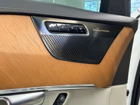 Used 2019 Volvo XC90 T6 Inscription w/ Protection Package image 18