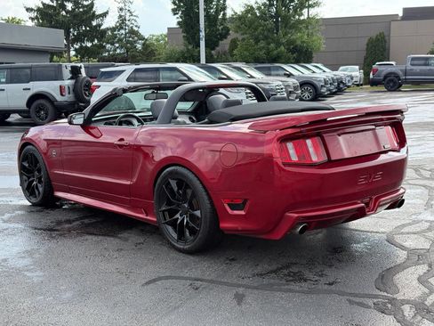 Used 2011 Ford Mustang GT Premium w/ Electronics Pkg RWD image 6