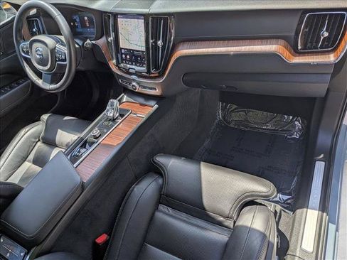 Certified 2023 Volvo XC60 B6 Ultimate w/ Protection Package Premier AWD/4WD image 22