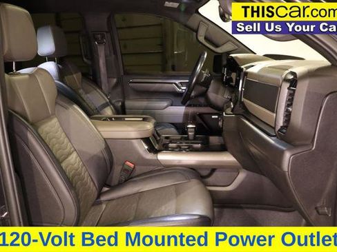 Used 2022 Chevrolet Silverado 1500 ZR2 w/ Technology Package image 23