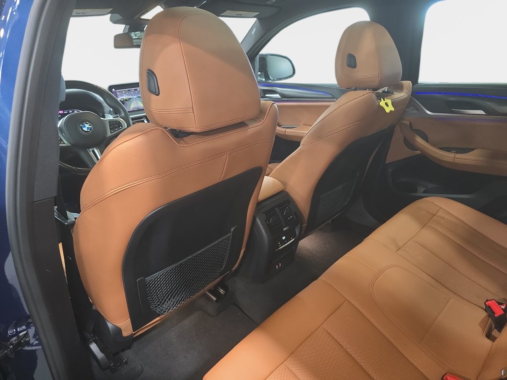 Certified 2023 BMW X4 M40i AWD/4WD image 10