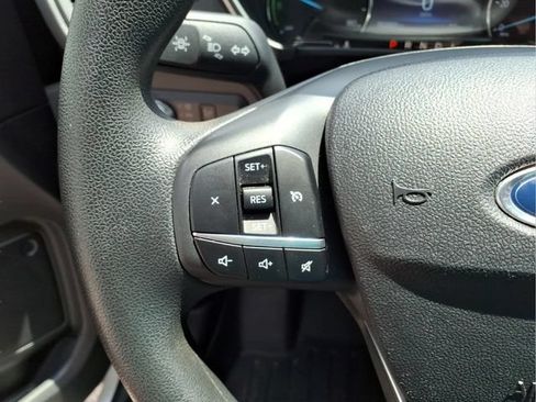 Used 2022 Ford Escape SE AWD/4WD image 16