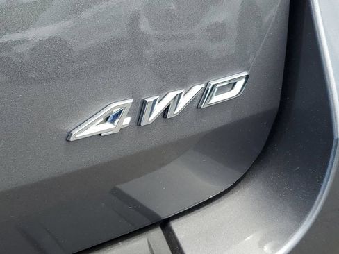 Used 2023 Ford Explorer XLT w/ Equipment Group 202A AWD/4WD image 36