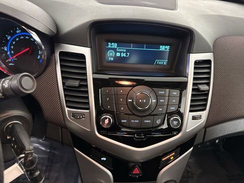 Used 2016 Chevrolet Cruze LT w/ RS Package image 6