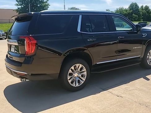 Used 2023 GMC Yukon Denali w/ Max Trailering Package AWD/4WD image 8