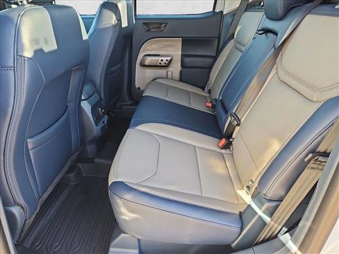 New 2026 Ford Maverick Lariat image 16