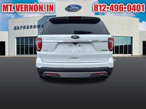 Used 2016 Ford Explorer XLT w/ Equipment Group 202A FWD image 14