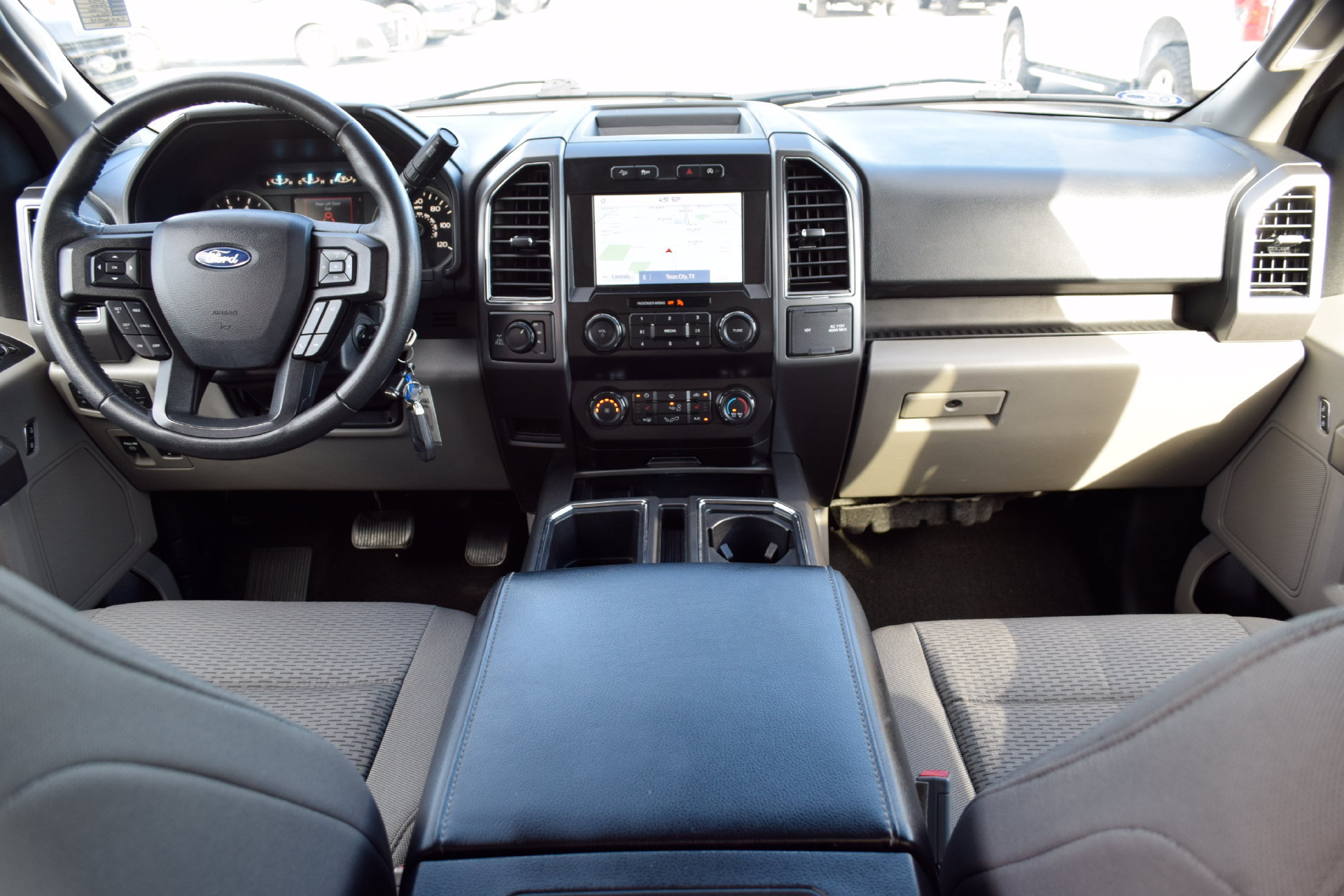 Used 2020 Ford F150 XLT w/ Equipment Group 302A Luxury AWD/4WD image 5