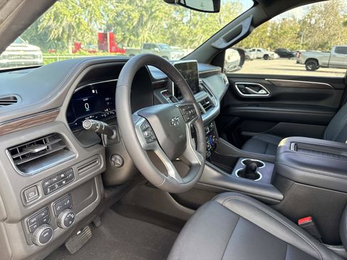 Used 2022 Chevrolet Tahoe Z71 w/ Luxury Package image 22