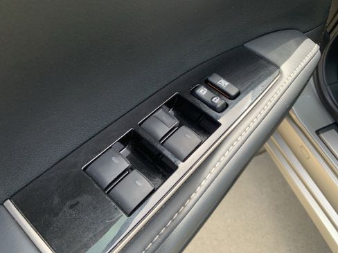 Used 2017 Lexus ES 350 w/ Luxury Package image 11