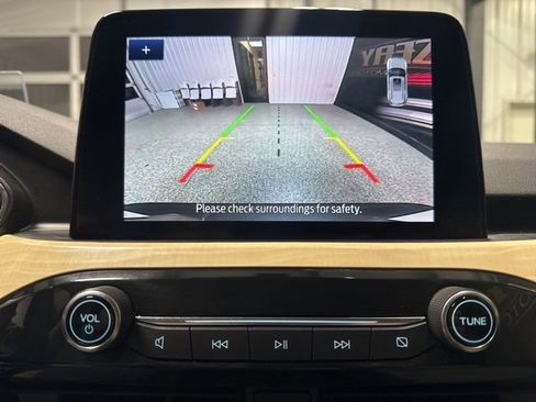 Used 2022 Ford Escape Titanium w/ Titanium Elite Package image 14