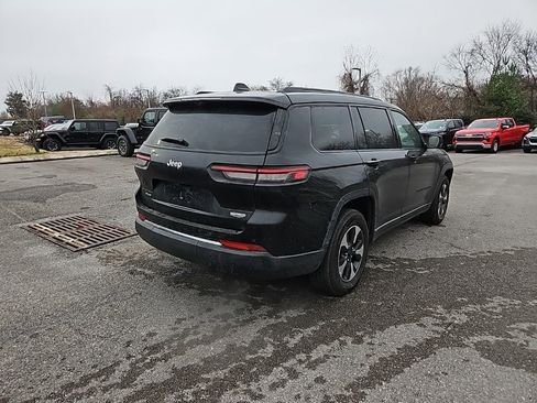 Used 2023 Jeep Grand Cherokee L Laredo image 7