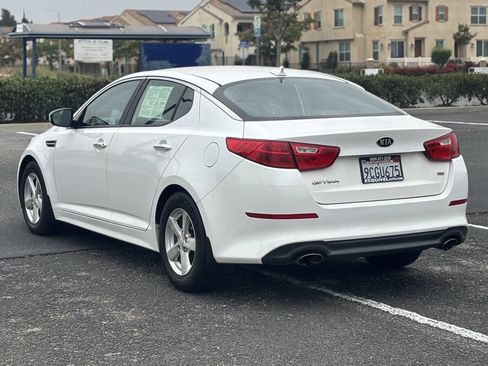 Used 2015 Kia Optima LX FWD image 5