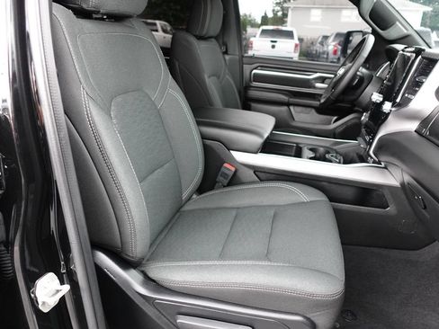 Used 2025 RAM 1500 Big Horn AWD/4WD image 36