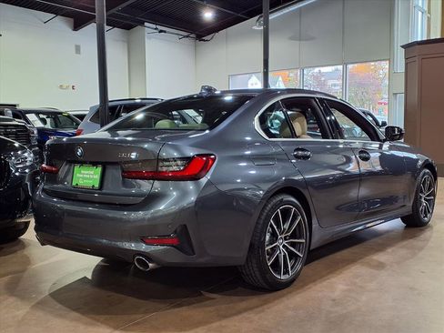 Used 2022 BMW 330i xDrive Sedan w/ Premium Package image 6