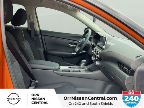 Used 2024 Nissan Sentra SR FWD image 11