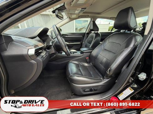 Used 2019 Nissan Altima 2.5 SL FWD image 14