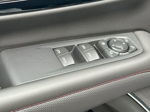 New 2026 Chevrolet Suburban RST w/ RST Capability Package image 15