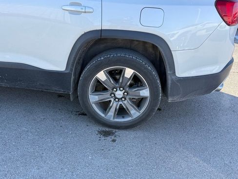 Used 2018 GMC Acadia SLT w/ LPO, Floor Liner Package image 24