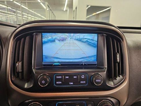 Used 2018 Chevrolet Colorado Z71 image 16