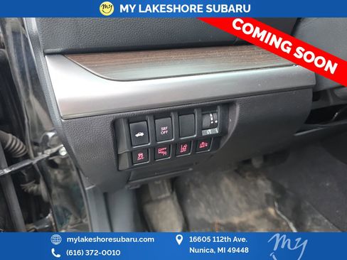 Used 2016 Subaru Legacy 3.6R Limited image 16