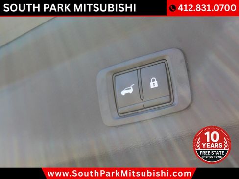 Used 2025 Mitsubishi Outlander SEL AWD/4WD image 28