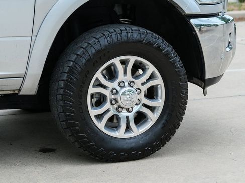 Used 2017 RAM 2500 Laramie AWD/4WD image 17