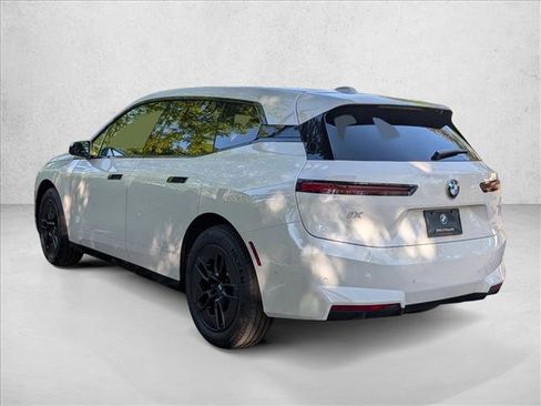 New 2026 BMW iX xDrive45 w/ Premium Package image 6