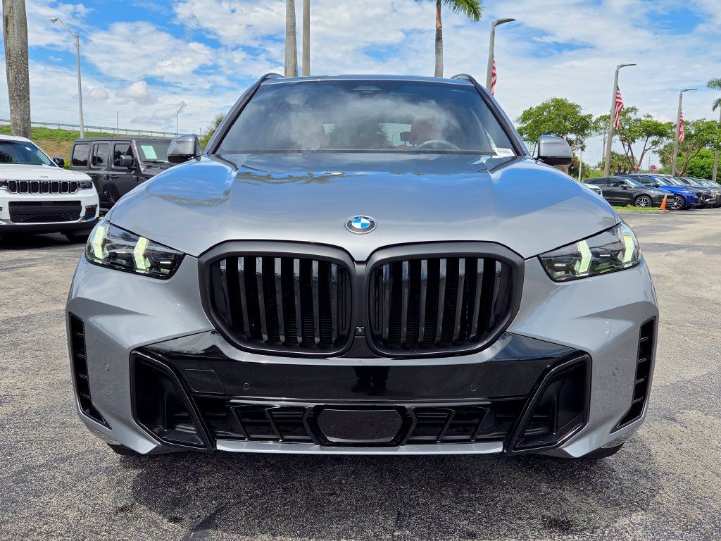 Used 2025 BMW X5 sDrive40i w/ M Sport Package RWD image 8