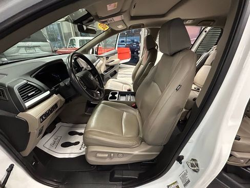 Used 2019 Honda Odyssey EX-L image 52