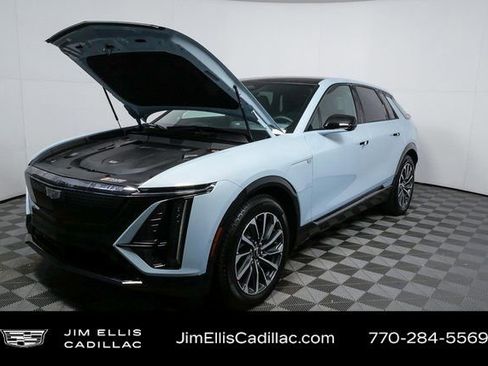 Certified 2024 Cadillac Lyriq Sport w/ LPO, Floor Liner Package image 31