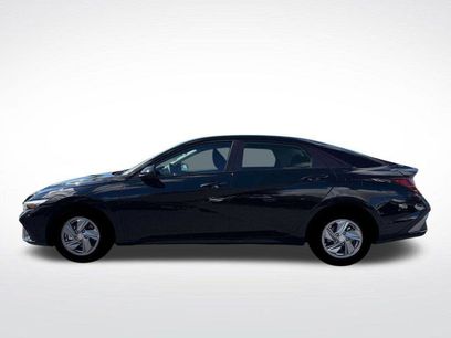 New 2026 Hyundai Elantra SE w/ Cargo Package