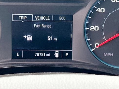 Used 2023 Chevrolet Traverse LT FWD image 12