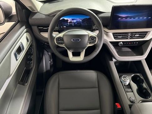 New 2026 Ford Explorer Active AWD/4WD image 21