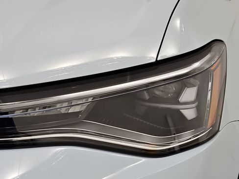 New 2026 Volkswagen Taos SEL AWD/4WD image 10