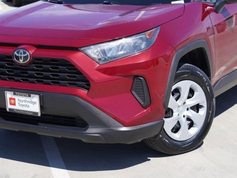 Used 2020 Toyota RAV4 LE w/ Carpet Mat Package FWD image 5