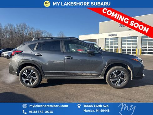 Used 2024 Subaru Crosstrek 2.0i Premium w/ Crosstrek Mirror Package image 9