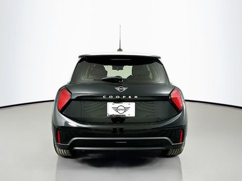 Certified 2025 MINI Cooper 2-Door Hardtop FWD image 6