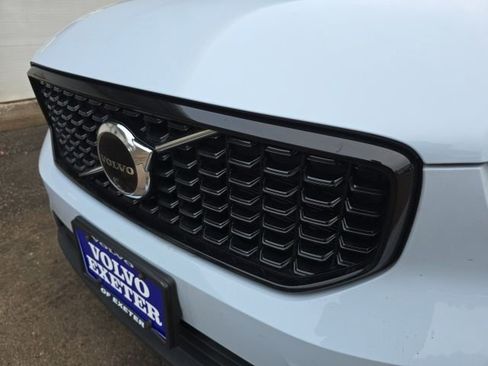 Certified 2024 Volvo XC40 B5 Plus w/ Climate Package image 13