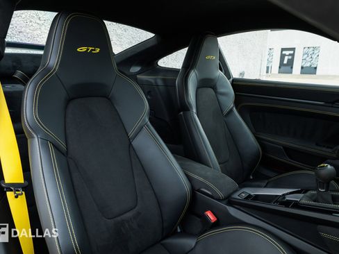 Used 2022 Porsche 911 GT3 RWD image 38