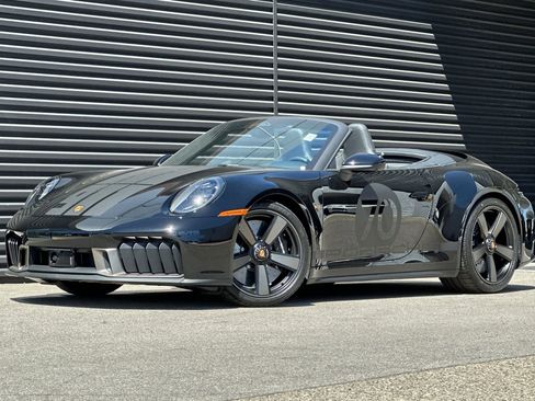 New 2026 Porsche 911 GTS image 12