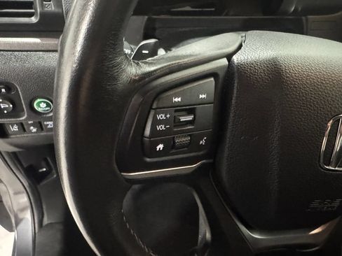 Used 2025 Honda Ridgeline RTL image 6