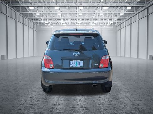 Used 2006 Scion xA FWD image 4