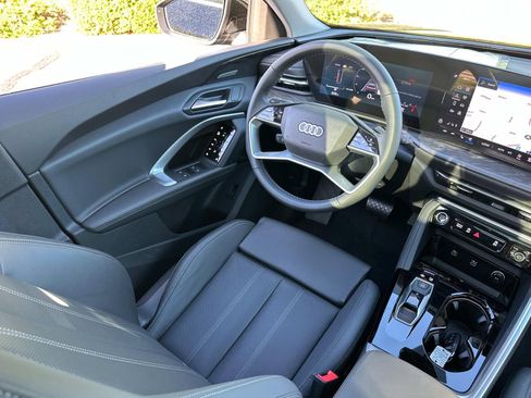 New 2025 Audi Q5 Premium Plus image 29