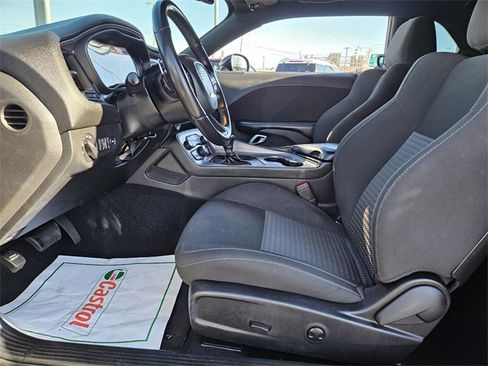 Used 2023 Dodge Challenger R/T image 8