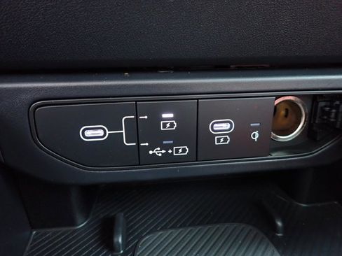 Used 2025 Kia K4 GT-Line w/ GT-Line Premium Package FWD image 22