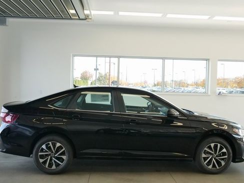 New 2025 Volkswagen Jetta S image 7