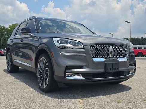 Used 2023 Lincoln Aviator Reserve w/ Equipment Group 201A AWD/4WD image 7