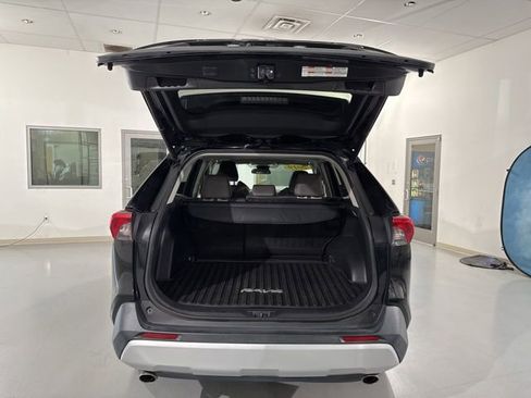 Used 2019 Toyota RAV4 Adventure AWD/4WD image 12